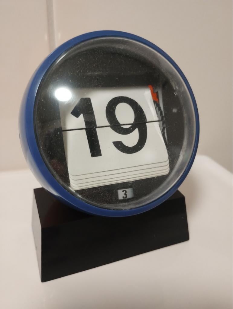 Vintage jaren 60 space age flip perpetual bureau kalender, Ophalen of Verzenden, Huis en Inrichting