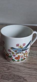 Hutschenreuther 'Mai' Kopje met vogel en bloemendecor, Antiek en Kunst, Ophalen of Verzenden