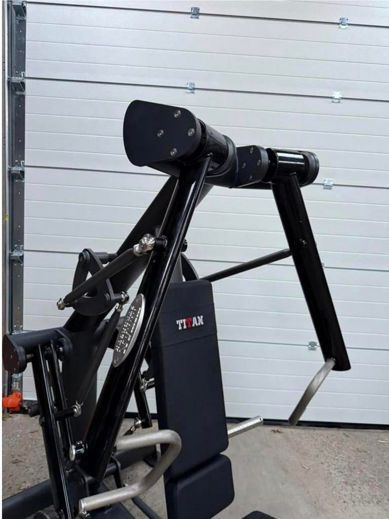Titan Fitness Chestpress / Brustpresse / Chest machine, Ophalen, Benen, Gebruikt, -
