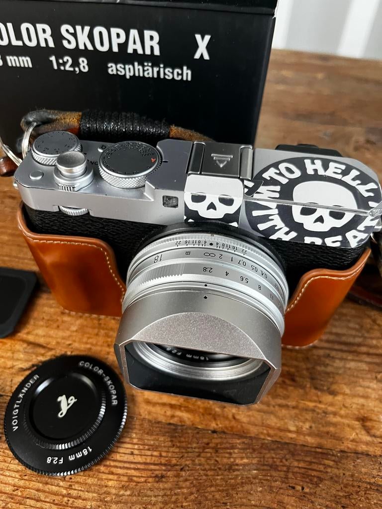 Voigtlander Color Skopar 18mm f/2.8 FX mount, Ophalen of Verzenden, Zo goed als nieuw, Groothoeklens