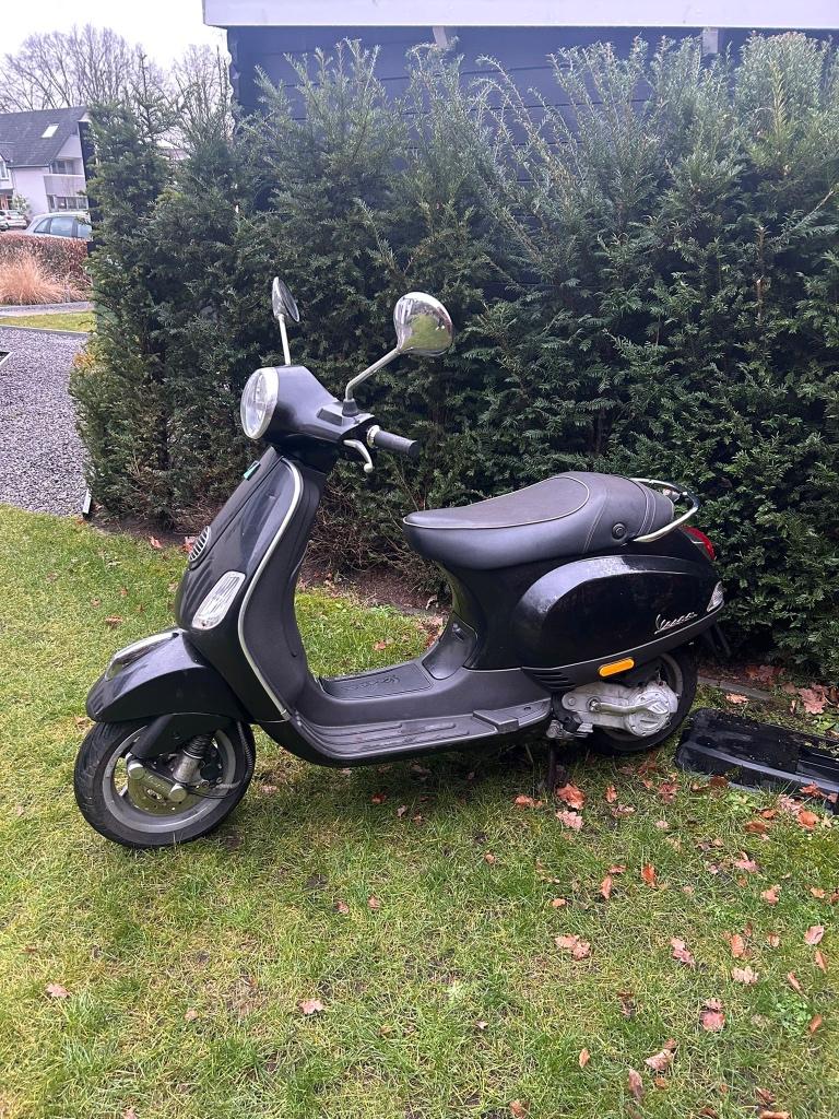 Vespa LX50 4T (2010) | slechts 17.000 km op de teller, Fietsen en Brommers, Scooters | Vespa, Ophalen, Gebruikt, Benzine, 50 cc