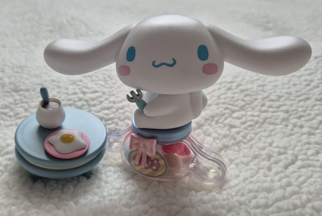 Miniso Cinnamon roll blind box figuurtje, Ophalen, Zo goed als nieuw