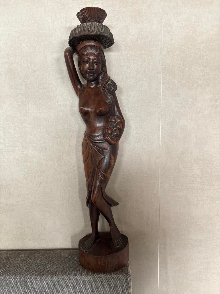 Vintage Houten Beeld Vrouw met Mand op Hoofd, Ophalen