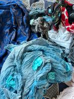 Partij sjaals 27 stuks verschillende kleuren groot en klein, Ophalen of Verzenden, Gedragen, Maat 38/40 (M), Sjaal