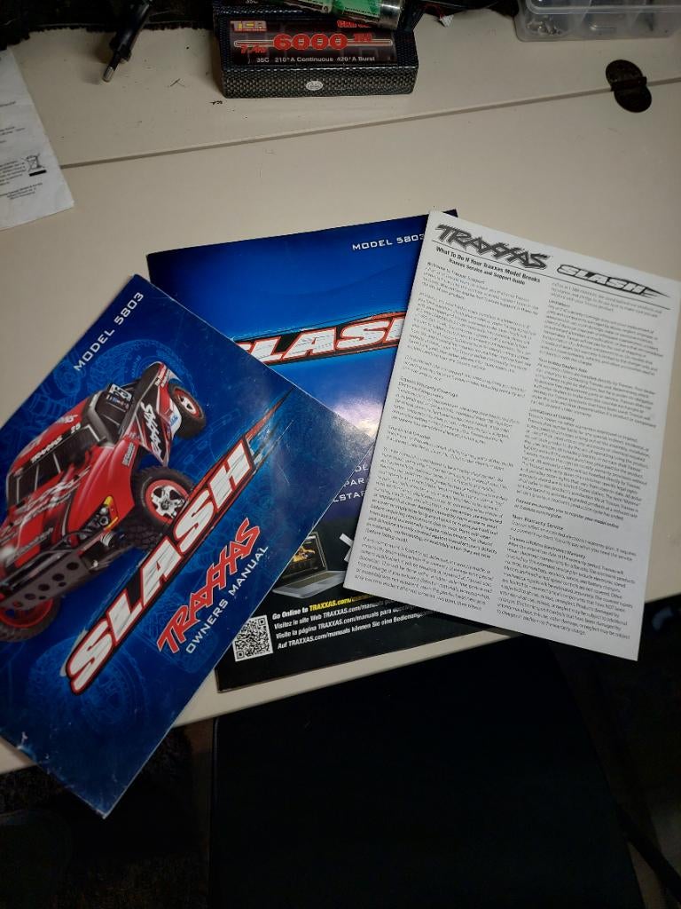 Traxxas slash handleidingen/onwers manuels, Ophalen of Verzenden, Nieuw, Schaal 1:10, Auto offroad