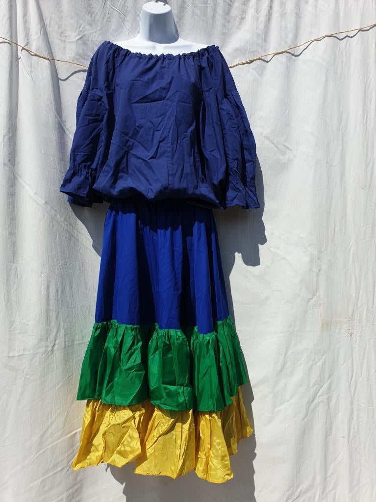 Leuke spaanse outfit, lange wijde rok en shirt. Mt M, Maat 38/40 (M), Carnaval, ., Ophalen of Verzenden