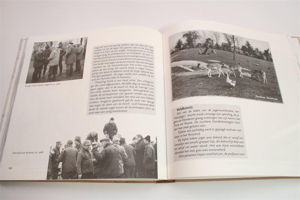 Donderen — Een Fotografische Wandeling door het Verleden, Ophalen of Verzenden, Zo goed als nieuw