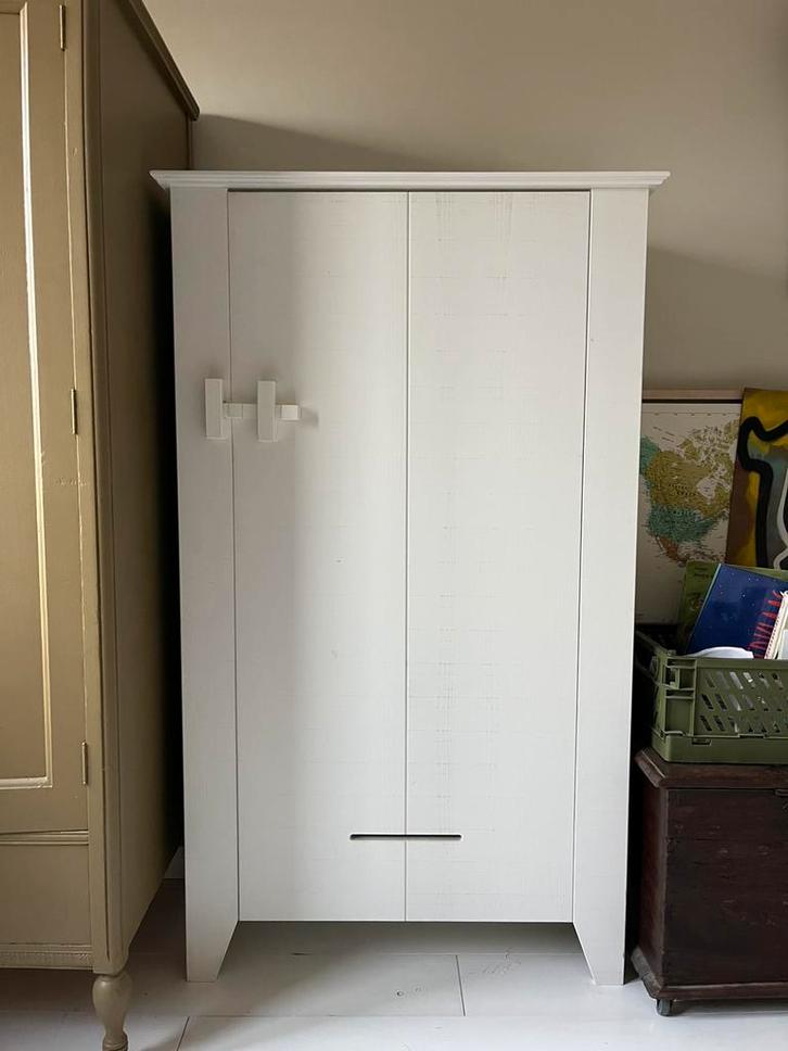 Woood kinderkast | kledingkast | kast met planken, Huis en Inrichting, Kasten | Kledingkasten, Zo goed als nieuw, 150 tot 200 cm