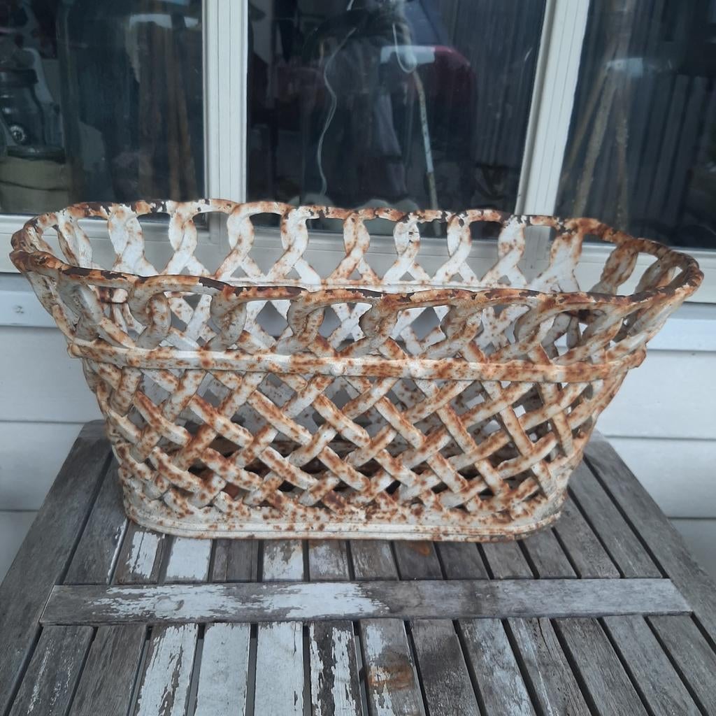 Gietijzeren tuinvaas, Ophalen, Rechthoekig, Overige materialen