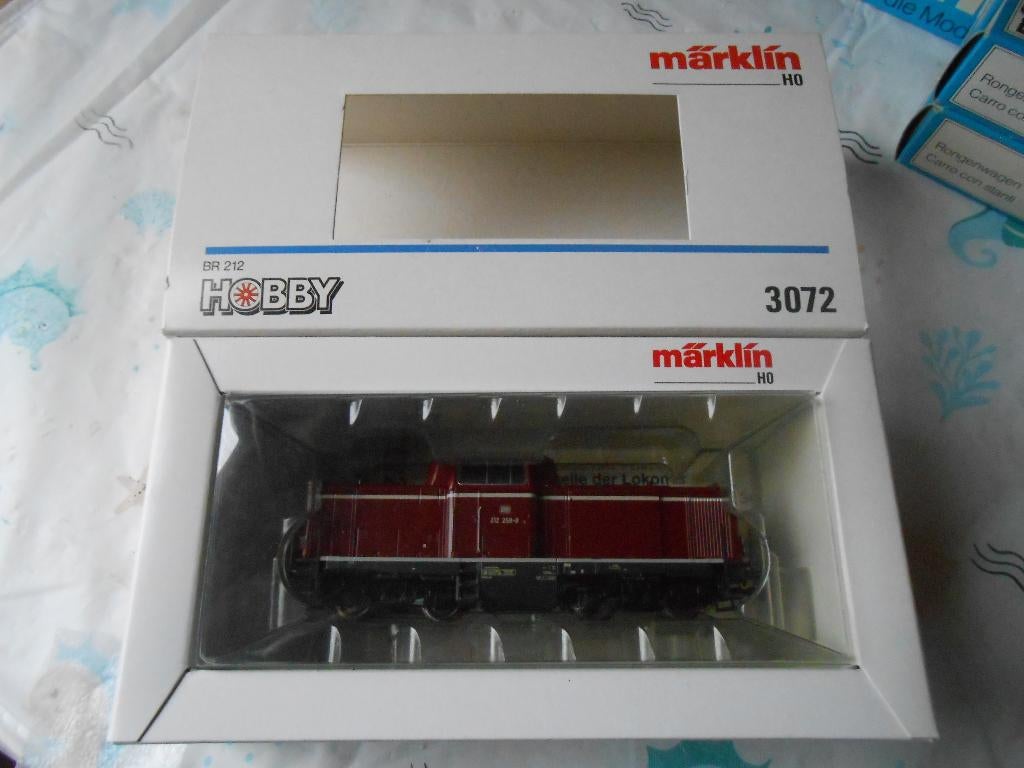 Märklin 3072, diesellocomotief Br 212 van de DB, Wisselstroom, Locomotief, Ophalen of Verzenden, Zo goed als nieuw