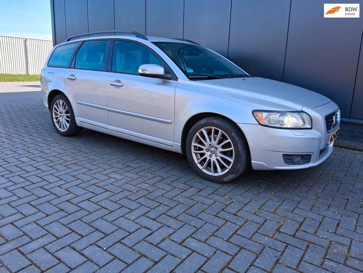 Volvo V50 2.0D Momentum / nette auto, Auto's, Volvo, Bedrijf, Te koop, V50, ABS, Airbags, Airconditioning, Alarm, Boordcomputer