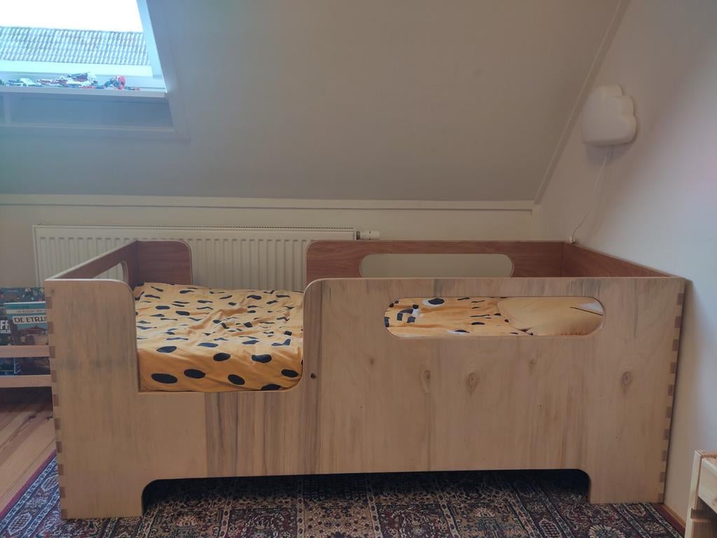 Stevig kinderbed, Ophalen, Gebruikt, 70 tot 85 cm, 140 tot 160 cm