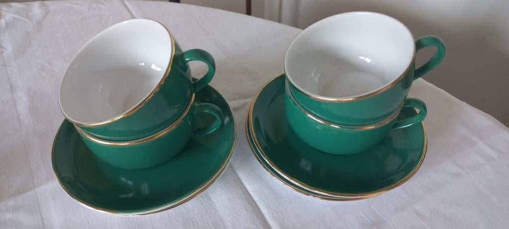 4 Kop en Schotels, Ophalen of Verzenden, Aardewerk, Overige stijlen, Kop(pen) en/of Schotel(s)