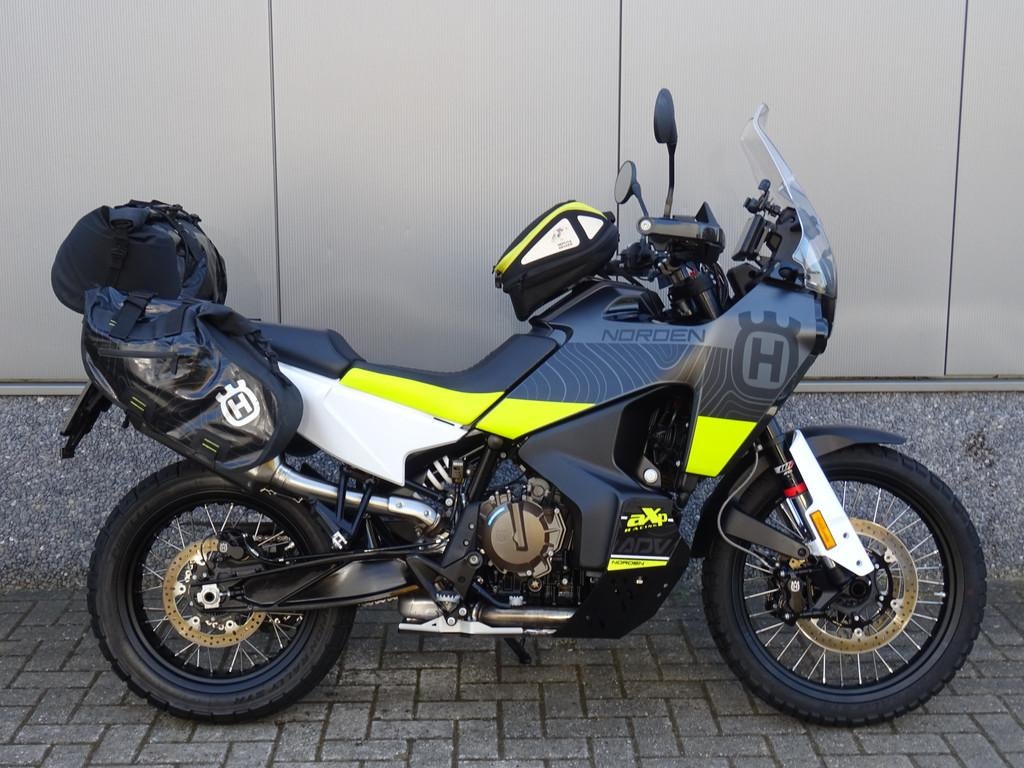 Husqvarna NORDEN 901 (bj 2022), Motoren, Bedrijf, 900 cc, Toermotor