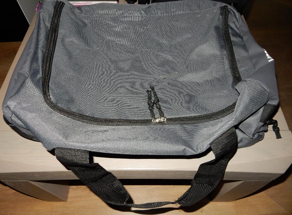 2x Vasad Active Weekend Trolley (sporttas / weekendtas), Wieltjes, 40 tot 60 cm, 30 cm of meer, Overige kleuren