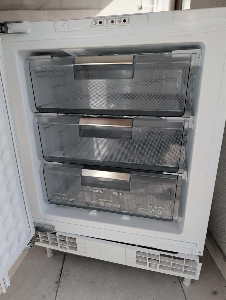 Siemens GU15DA55 Onderbouw Vrieskast - Compact & Efficiënt, Witgoed en Apparatuur, Vriezers en Diepvrieskisten, Gebruikt, Minder dan 85 cm