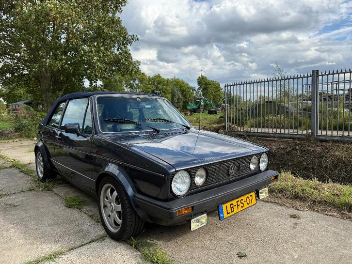 Volkswagen Golf 1.8 GLI Cabriolet 1986 Blauw, Auto's, Volkswagen, Particulier, Golf, Open dak, Radio, Trekhaak, Benzine, Cabriolet