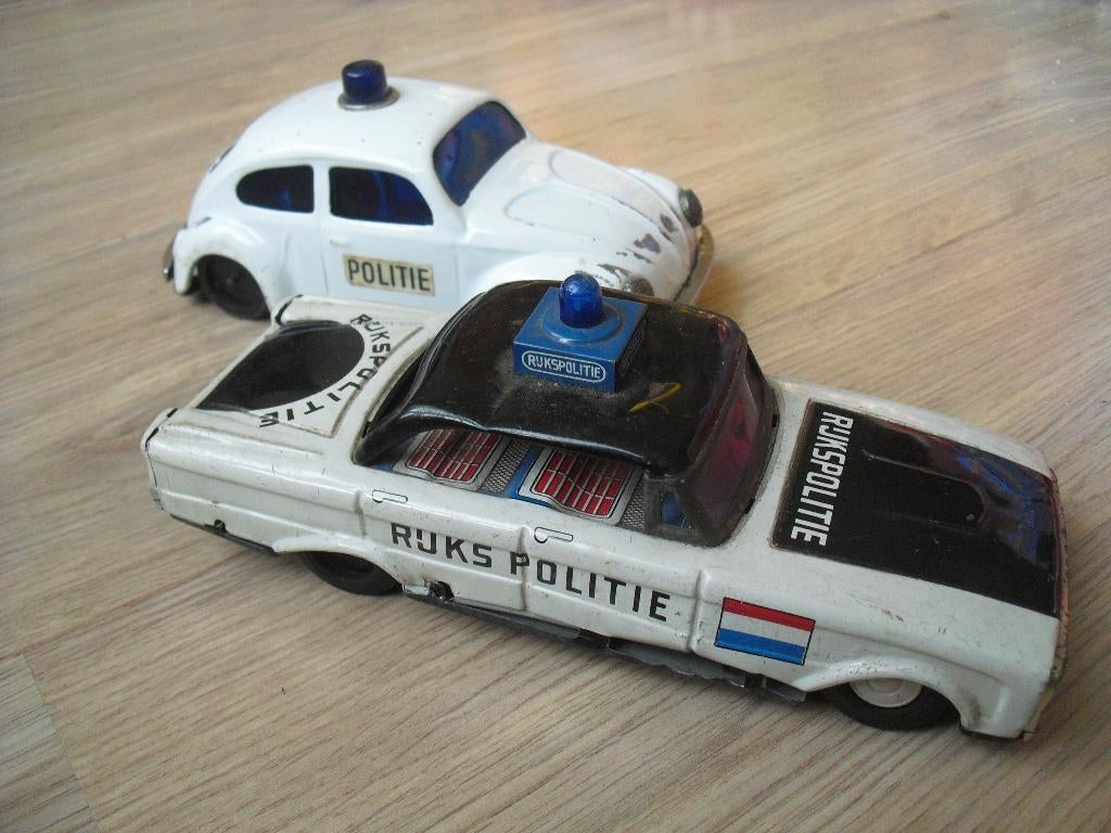 blikken auto politie blik rijkspolitie jaren 60 70 Japan VW, Ophalen of Verzenden, Gebruikt