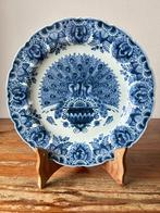 Pauwenschotel / wandbord - Delfts Blauw Aardewerk, Antiek en Kunst, Ophalen of Verzenden