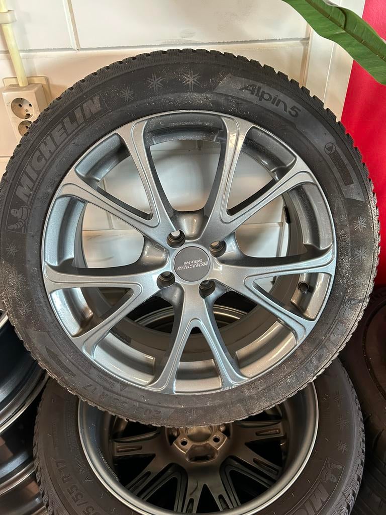 Kia Stonic winterwielen, Ophalen, Gebruikt, Banden en Velgen, 17 inch