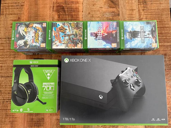 Xbox One X met controller, 40 games en Turtle Beach headset, Spelcomputers en Games, Spelcomputers | Xbox One, Gebruikt, Xbox One X