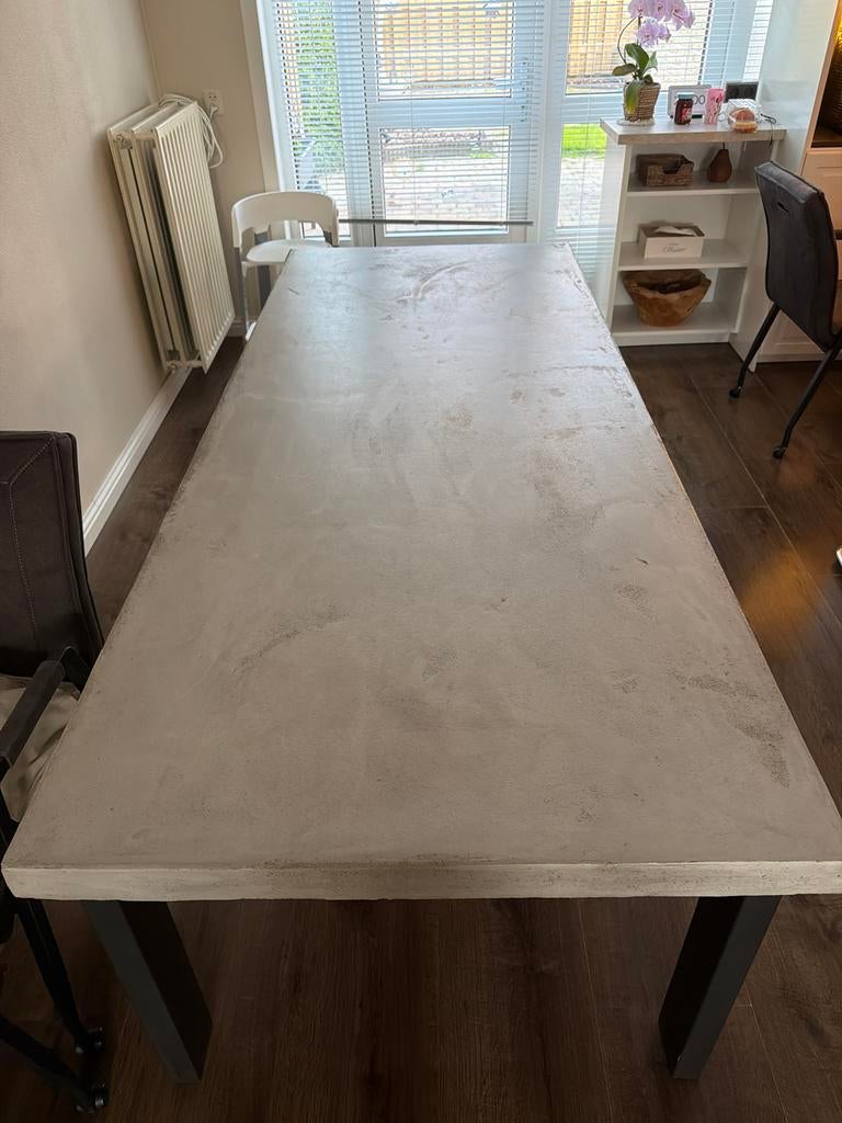 Beton look  eettafel 90x220 cm van Xooon metalen onderstel, Ophalen, Gebruikt, 50 tot 100 cm, Metaal