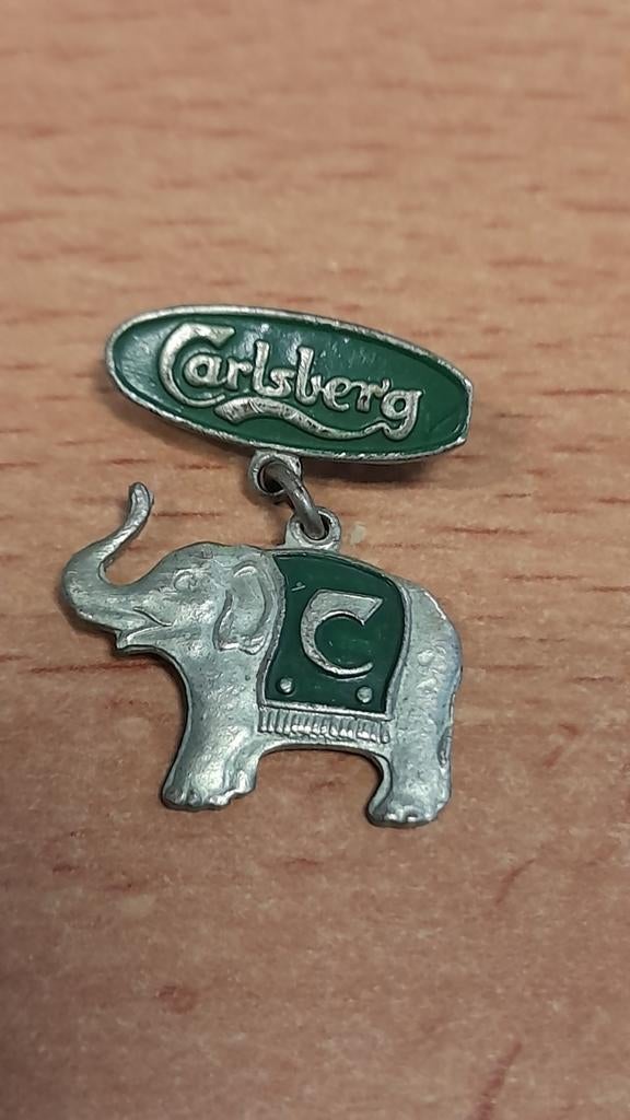 Vintage Carlsberg Olifant Speldje - 'My Choice', Verzamelen, Biermerken, Verzenden, Gebruikt