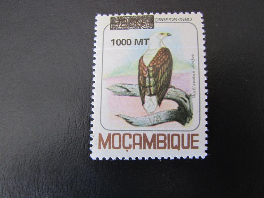 Postzegel Vogel: Afrikaanse Zeearend uit Mozambique, Ophalen of Verzenden, Postfris, Dier of Natuur