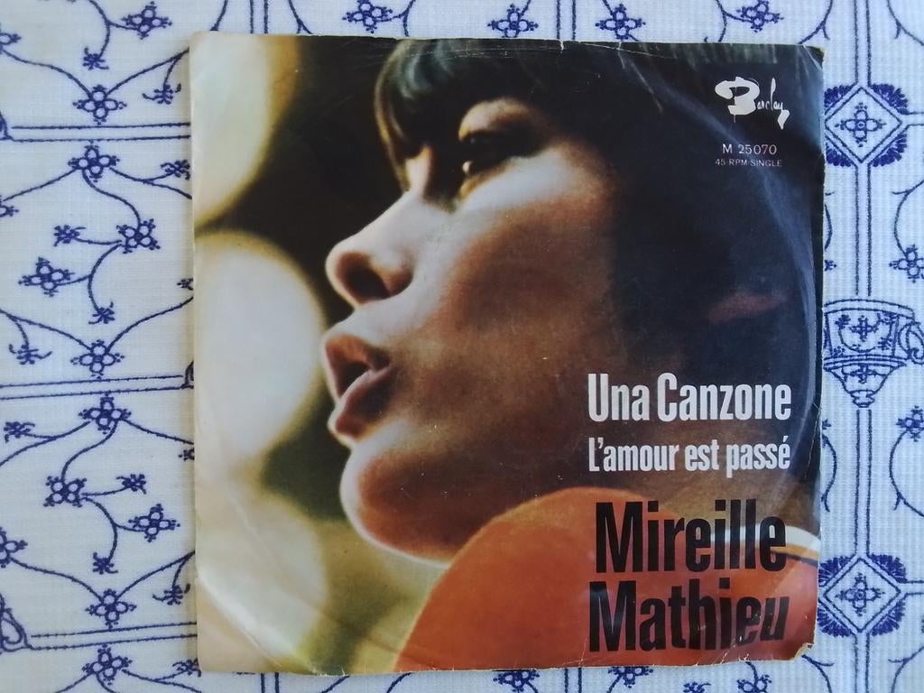 Mireille mathieu                 Una canzone, Cd's en Dvd's, Vinyl Singles, Ophalen of Verzenden, Zo goed als nieuw, Pop, Single