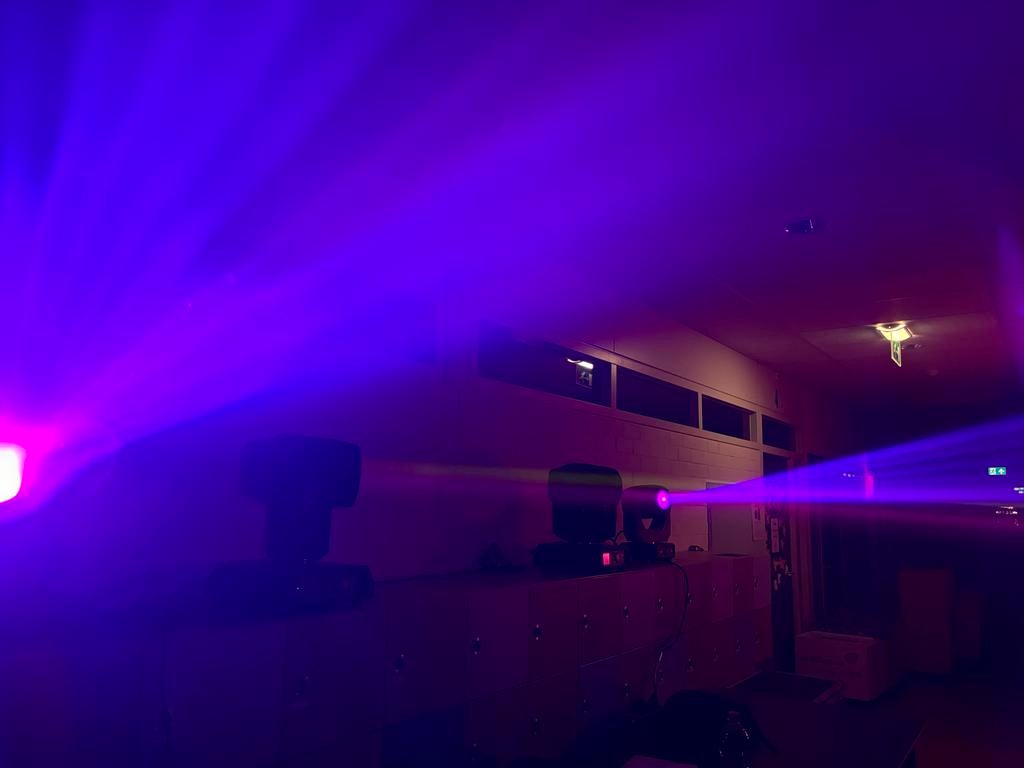 Blacklight of Rookmachine huren voor je feest, Ophalen of Verzenden, Gebruikt