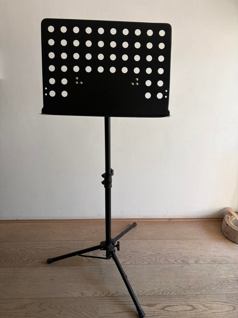 K&M 115/2 Bladmuziek- en Concepthouder