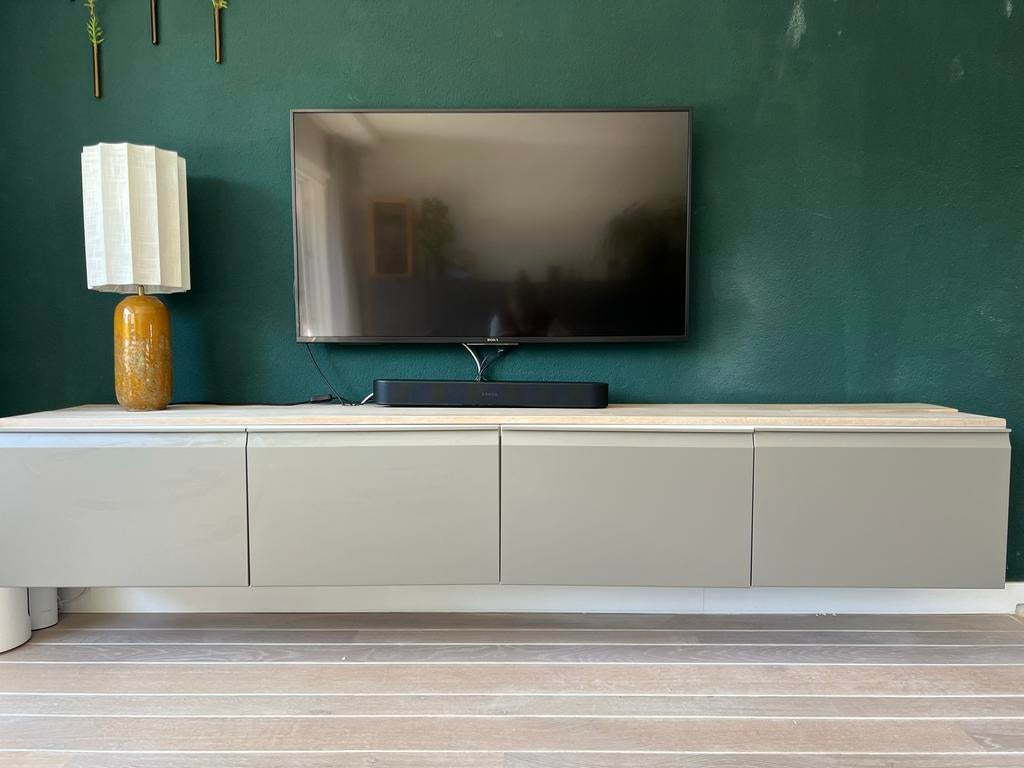 Ikea Besta TV meubel met ophangsysteem en houten planken, Ophalen, Gebruikt, 200 cm of meer, Minder dan 100 cm