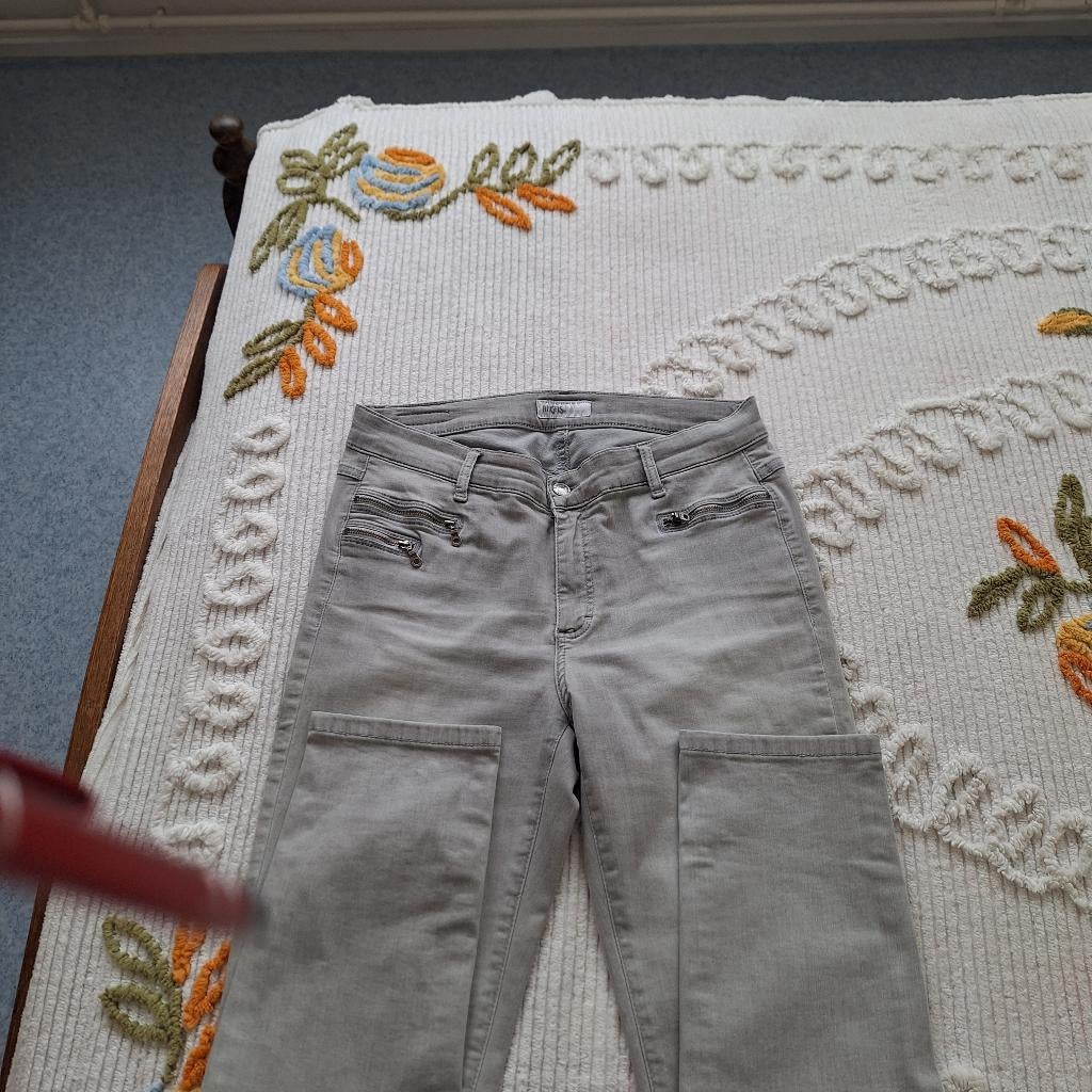 angels jeans malu mt 42, Ophalen of Verzenden, Zo goed als nieuw, Angels, W33 - W36 (confectie 42/44)