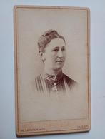 CDV Den Haag Vrouw, Verzamelen, Foto's en Prenten, Gebruikt, Foto, Ophalen of Verzenden, Voor 1940