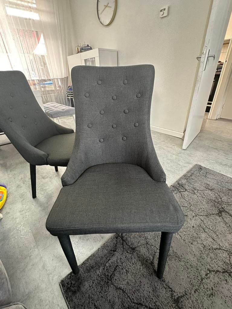 Antirecit Goede 4 stoel, Huis en Inrichting, Stoelen, Ophalen of Verzenden, Zo goed als nieuw, Stof, Eén