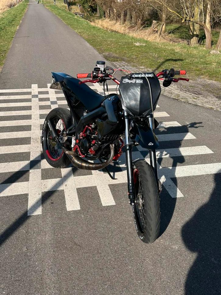 Derbi senda sm, Fietsen en Brommers, Brommers | Derbi, Zo goed als nieuw, Ophalen