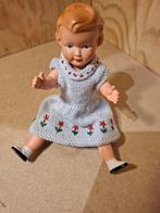 Vintage Babypop met Gebreide Jurk, Ophalen of Verzenden