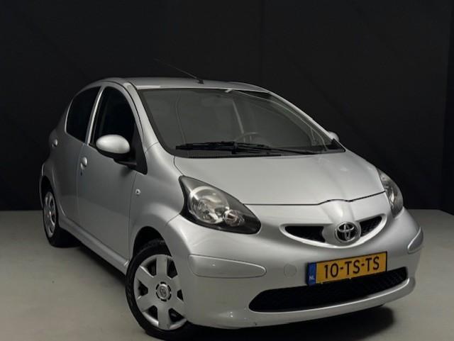Toyota Aygo 1.0-12V + *Zuinig*Leuk*N.A.P* (bj 2007), Auto's, Toyota, Bedrijf, Te koop, Aygo, ABS, Airbags, Alarm, Centrale vergrendeling