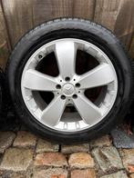 Mercedes ML/GLE Velgen met Winterbanden 19 inch Pirelli, Auto-onderdelen, Banden en Velgen, Gebruikt, 255 mm, Banden en Velgen