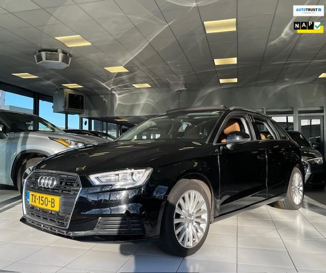 Audi A3 Sportback 35 TFSI CoD/Panoramadak/Trekhaak/Automaat/, Auto's, Euro 6, 4 cilinders, 150 pk, Zwart