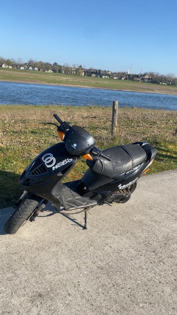 Piaggio NRG liquid cooled tekoop/teruil, Fietsen en Brommers, Scooters | Piaggio, Gebruikt, NRG, Maximaal 45 km/u, Tweetakt, Ophalen