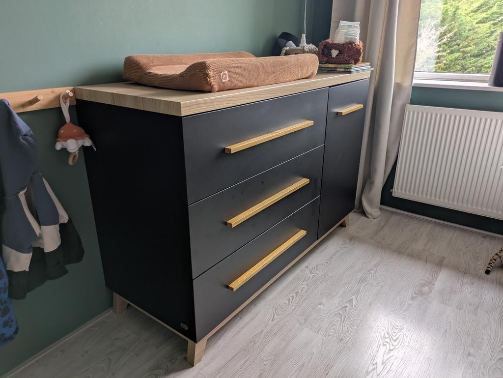 TWF Babykamer Bradford: Walnoot/Zwart, Ophalen, 50 tot 70 cm, 90 tot 105 cm, 100 cm of meer