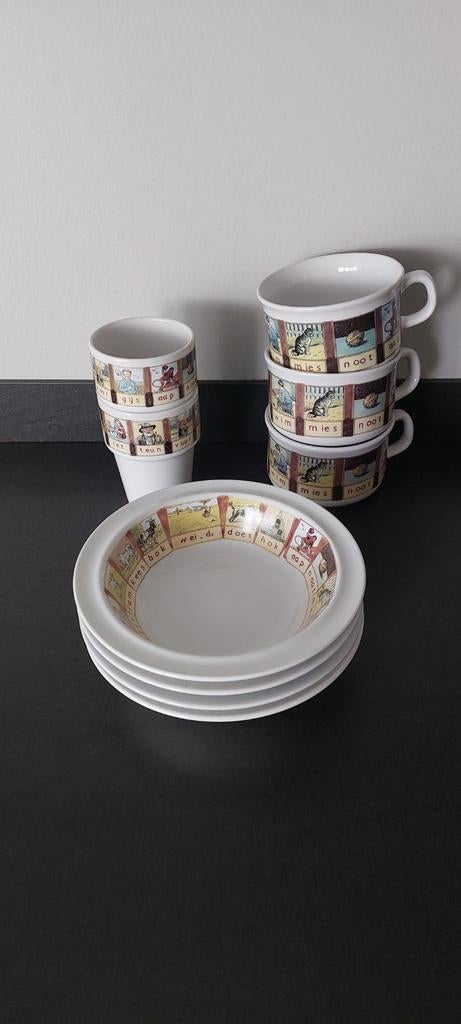 Bekers, soepkommen, schaaltjes. Jet Ter Steege., Ophalen of Verzenden, Zo goed als nieuw, Kom(men), Overige stijlen