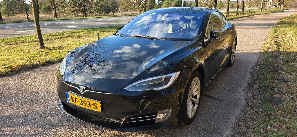 Tesla Model S | Free Superchargen (SC01), Autopilot, CCS, Auto's, Tesla, Achterwielaandrijving, 2000 kg, Zwart, Elektrisch