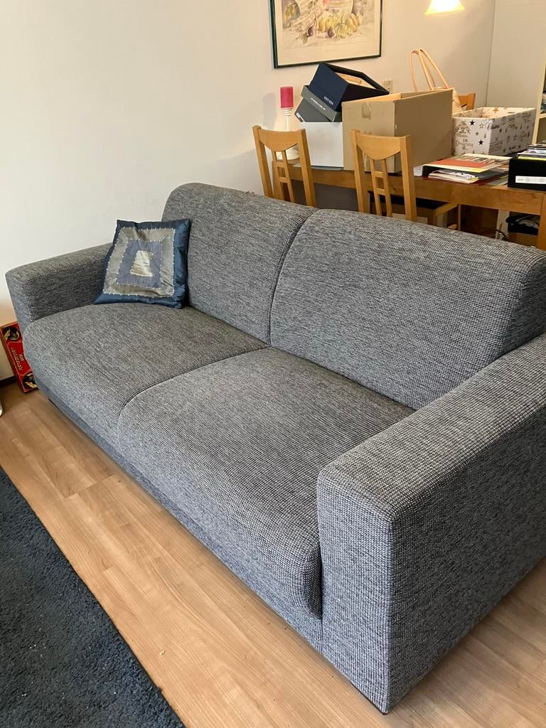 Prachtige blauwgrijze bank, 4 jaar oud, zo goed als nieuw, Driepersoons, Ophalen of Verzenden, Zo goed als nieuw, Rechte bank
