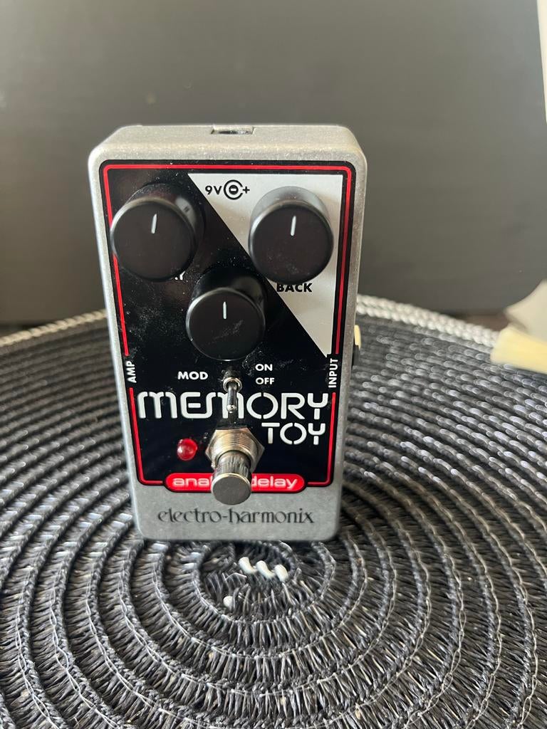 Electro Harmonix Memory Toy - Analoge Delay Pedaal, Muziek en Instrumenten, Ophalen of Verzenden, Zo goed als nieuw, Delay of Echo