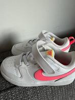 New sneakers, Kinderen en Baby's, Kinderkleding | Schoenen en Sokken, Ophalen of Verzenden, Zo goed als nieuw, Schoenen