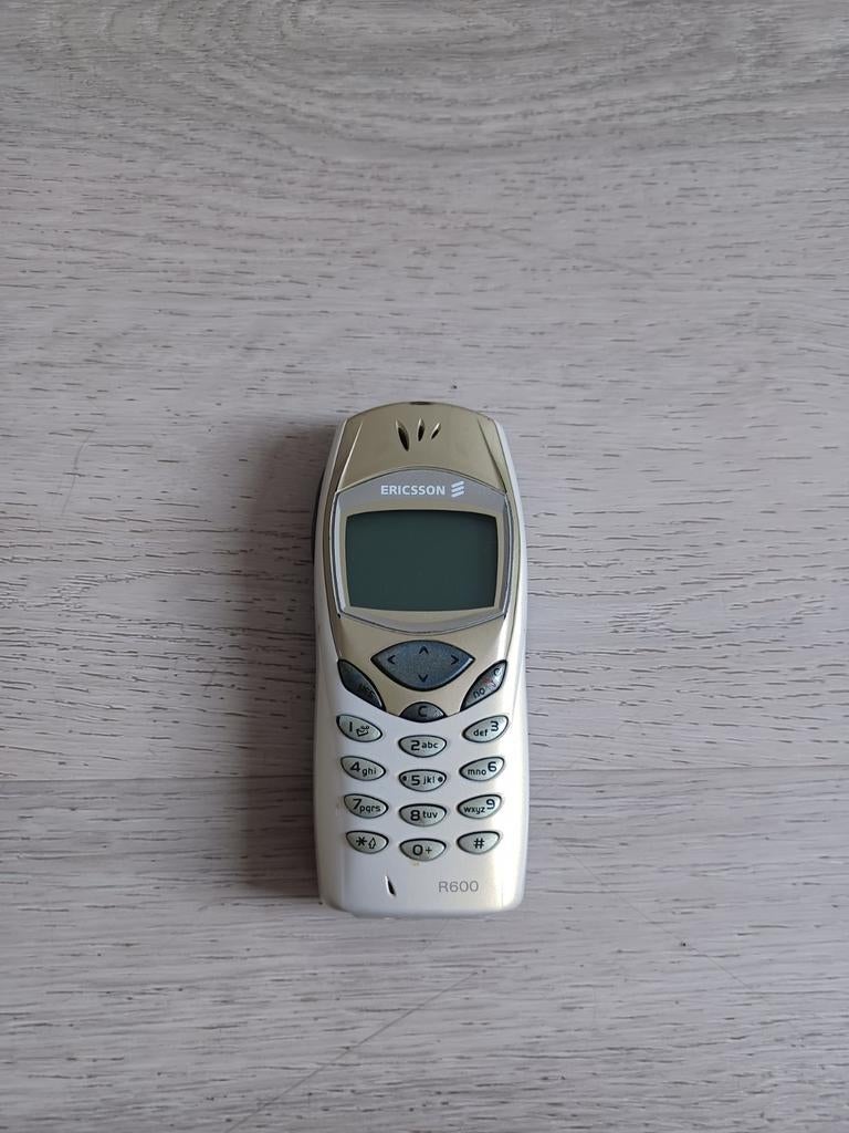 Zeldzame Ericsson R600 in perfecte staat, Ophalen of Verzenden, Zo goed als nieuw