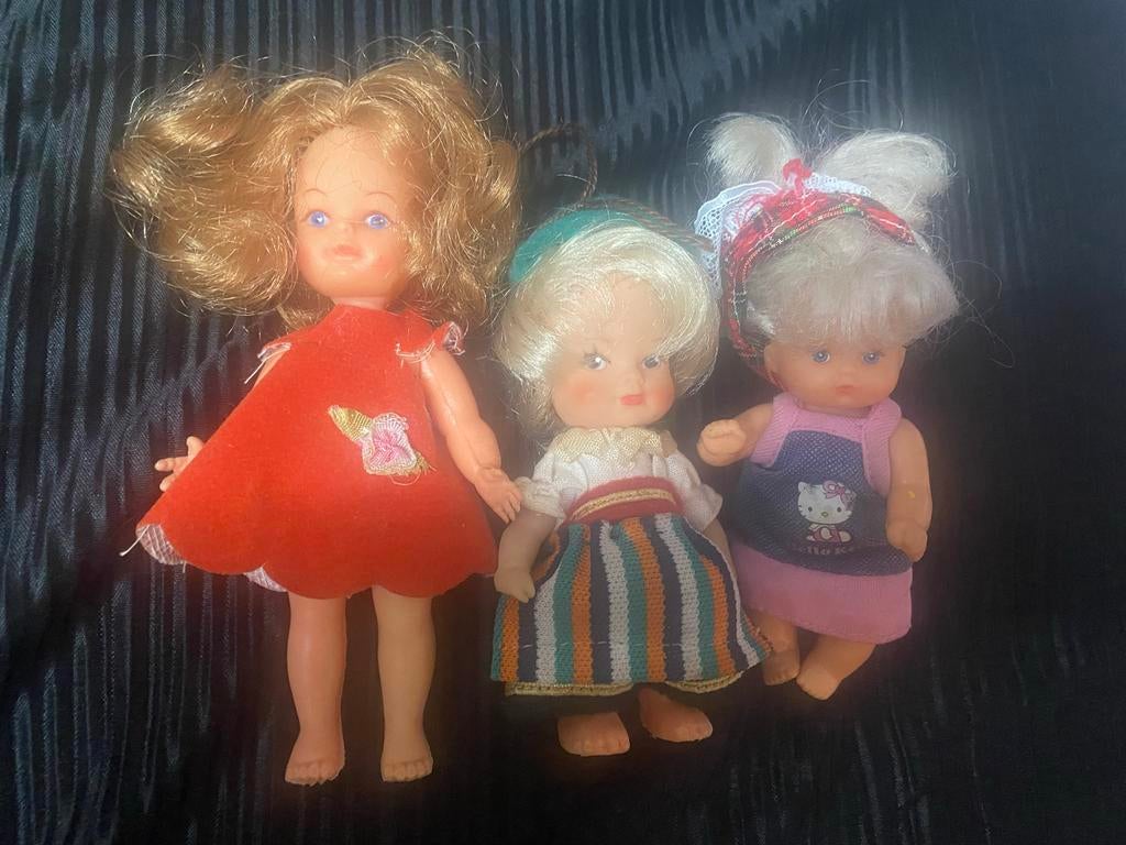 3 kleine popjes vintage, Verzamelen, Poppen, Ophalen of Verzenden, Gebruikt, Pop