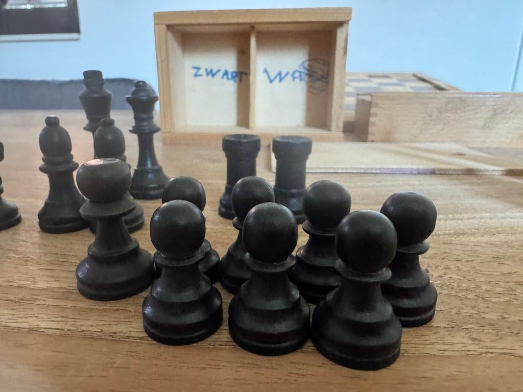 Oud dam /schaakspel met kistjes stukken/schijven, Een of twee spelers, Ophalen of Verzenden, Gebruikt